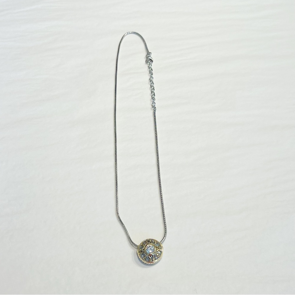 John Mederios Antiqua Sliding Circle Pendant - Picture 2 of 6